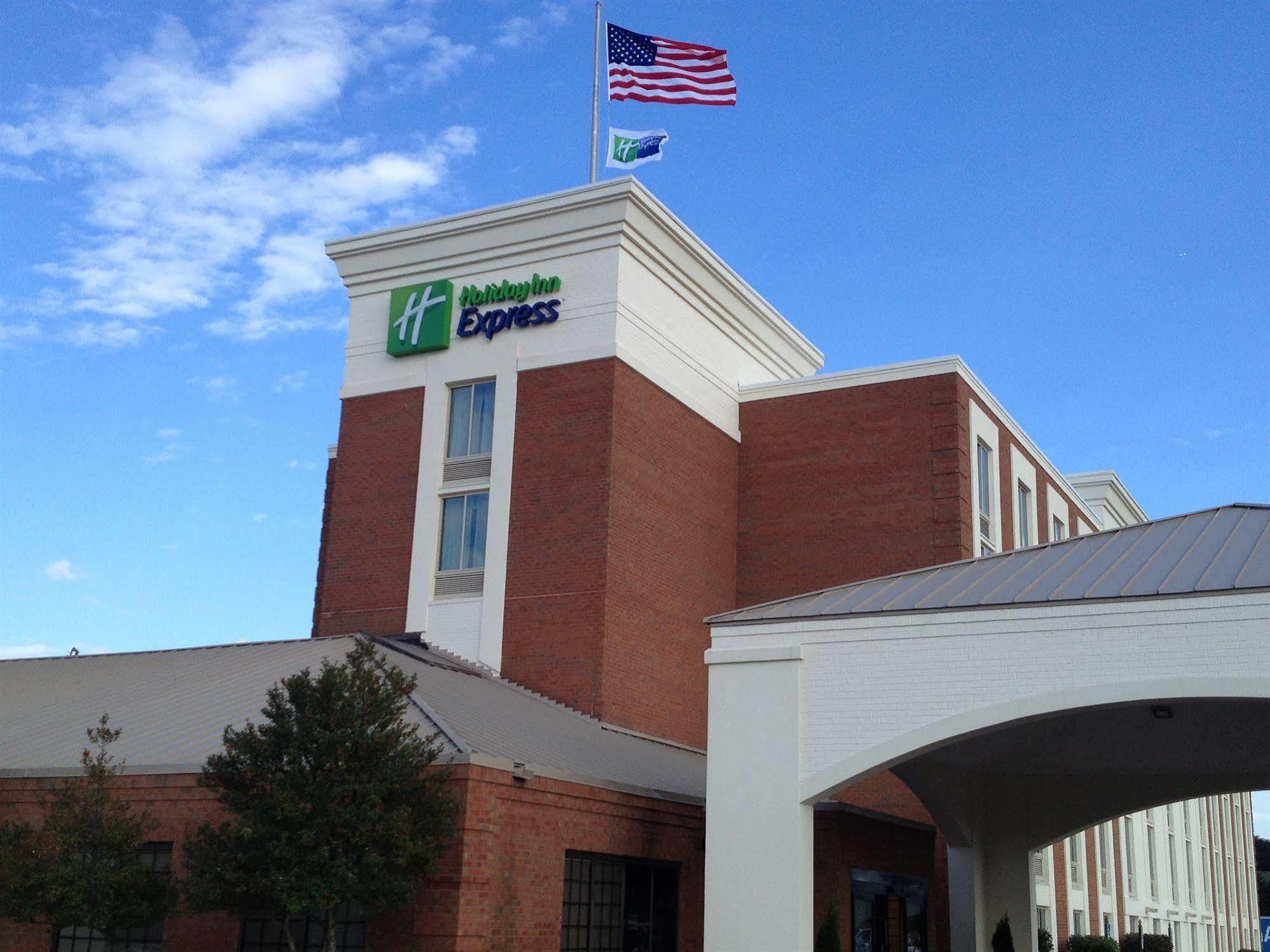 Express - Southpoint By Ihg Hotel Fredericksburg